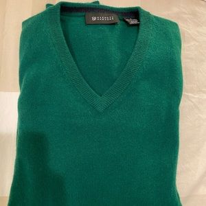 Barney’s New York men’s cashmere sweater